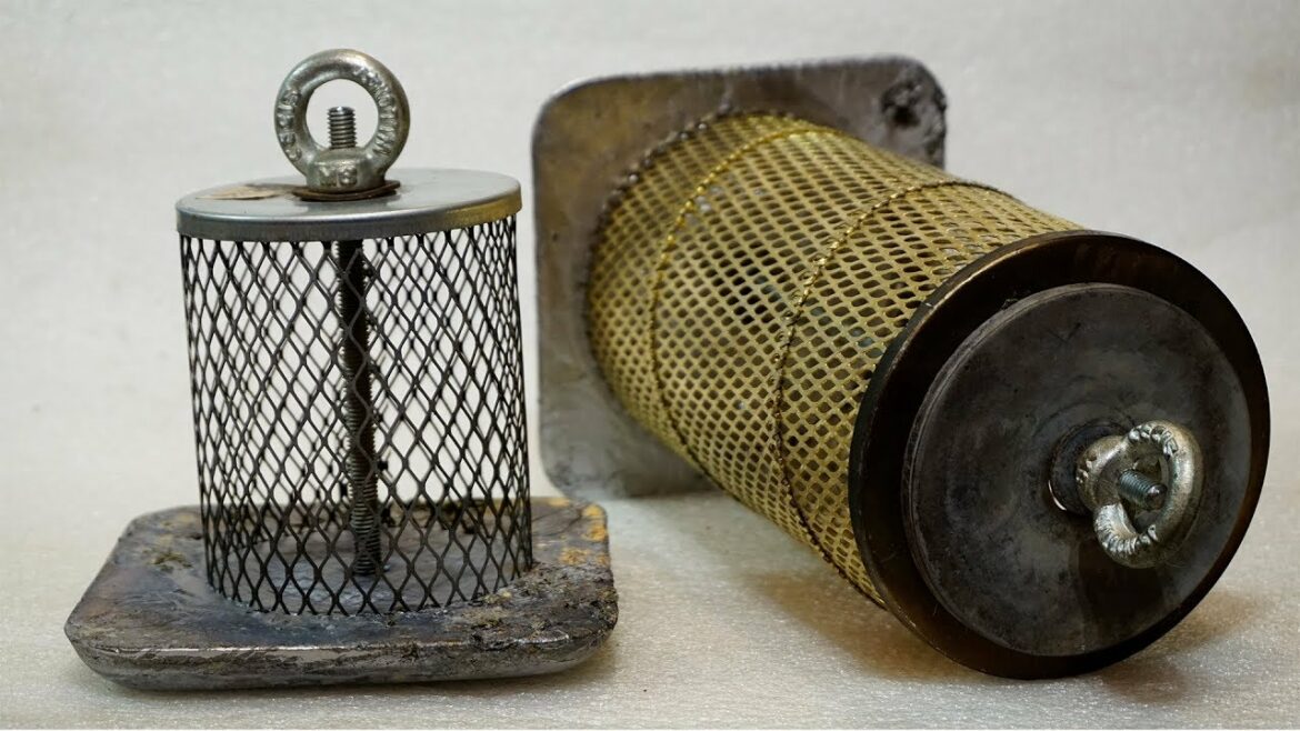 kormushka-dlya-rybalki-s-lodki