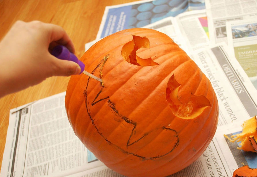 Как вырезать тыкву на Хэллоуин: фото, шаблоны, фонарь из тыквы своими руками